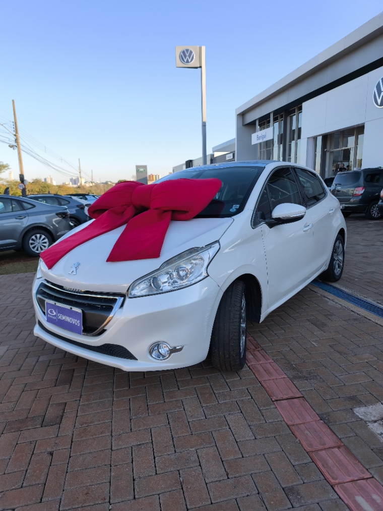 peugeot 208 1.6 griffe 16v flex 4p automatico 2014