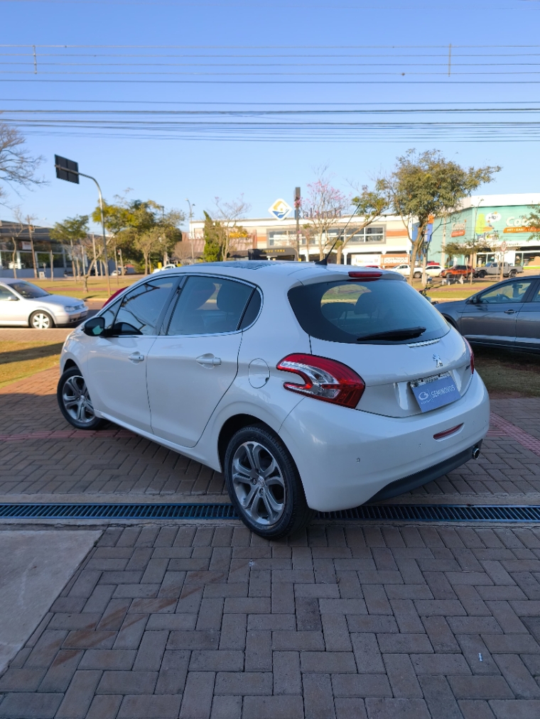 peugeot 208 1.6 griffe 16v flex 4p automatico 2014
