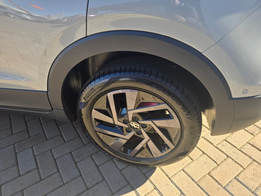 volkswagen t-cross 1.4 flex automatico 2025