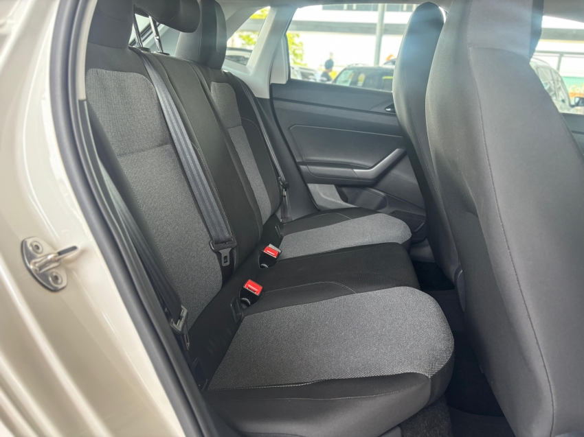 volkswagen polo comfortline 170 1.0 12v tsi at6 flex automatico 2023/24