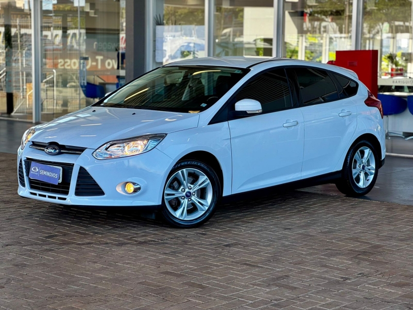 ford focus 1.6 s 16v flex 4p manual 2014