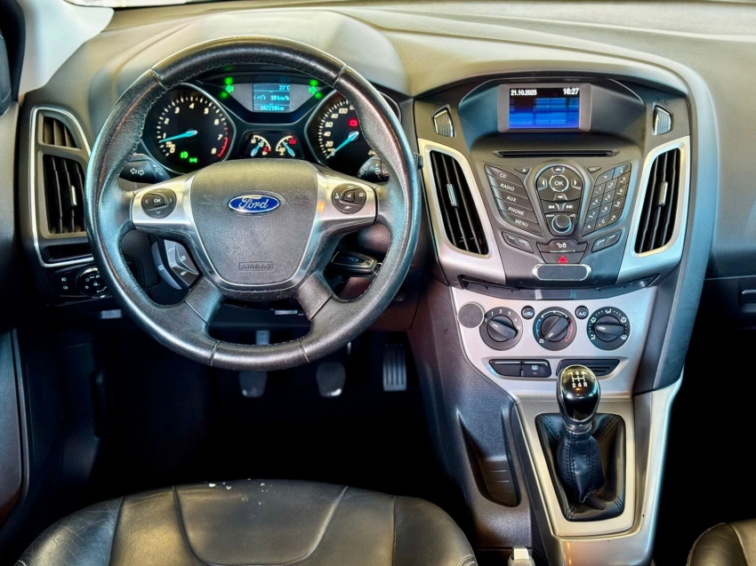 ford focus 1.6 s 16v flex 4p manual 2014