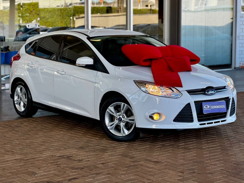 ford focus 1.6 s 16v flex 4p manual 2014