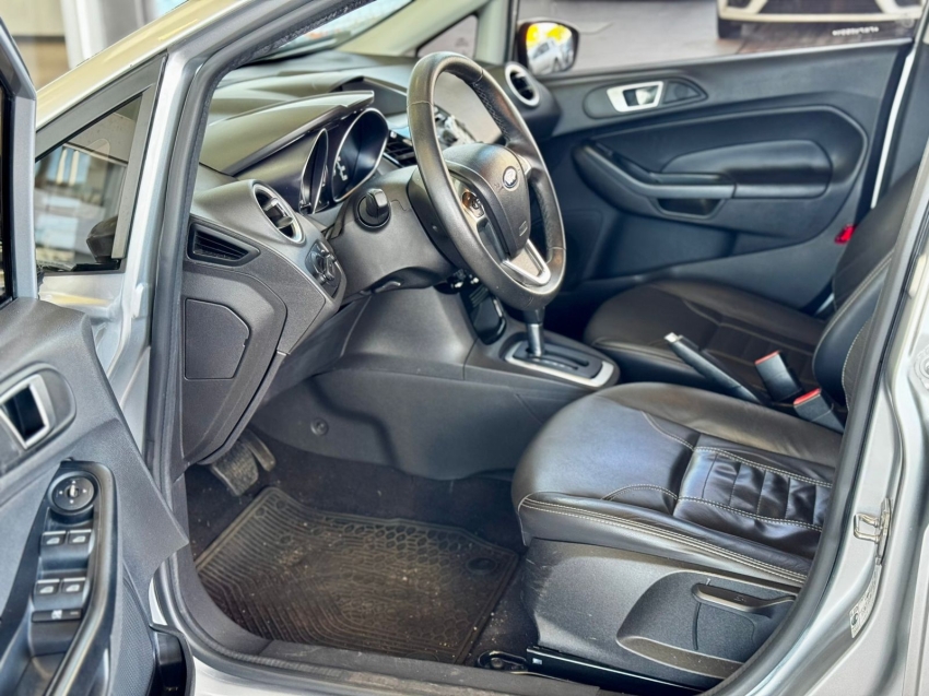 ford focus 1.6 s 16v flex 4p manual 2014