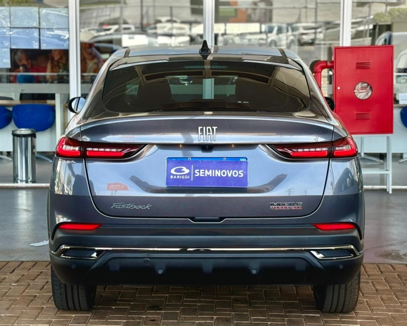 fiat fastback 1.0 turbo 200 flex impetus cvt 4p automatico 202424