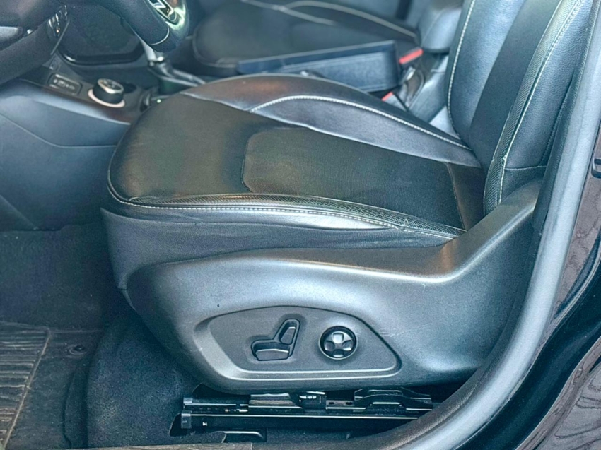 fiat toro 2.0 16v turbo diesel ultra 4wd at9 4p automatico 202041