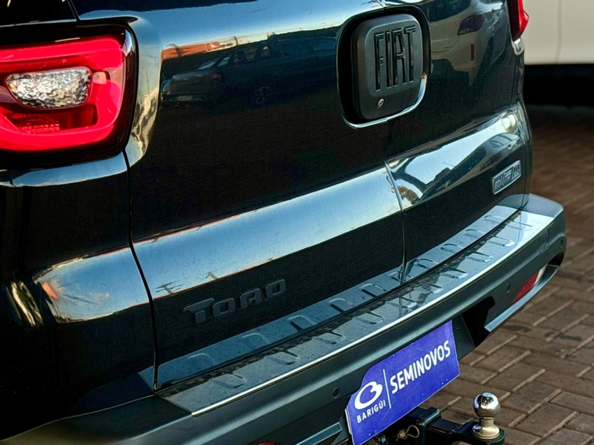 fiat toro 2.0 16v turbo diesel ultra 4wd at9 4p automatico 202060