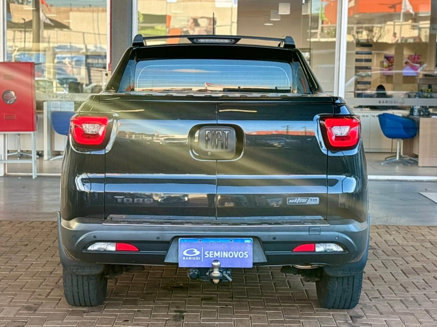 fiat toro 2.0 16v turbo diesel ultra 4wd at9 4p automatico 202032