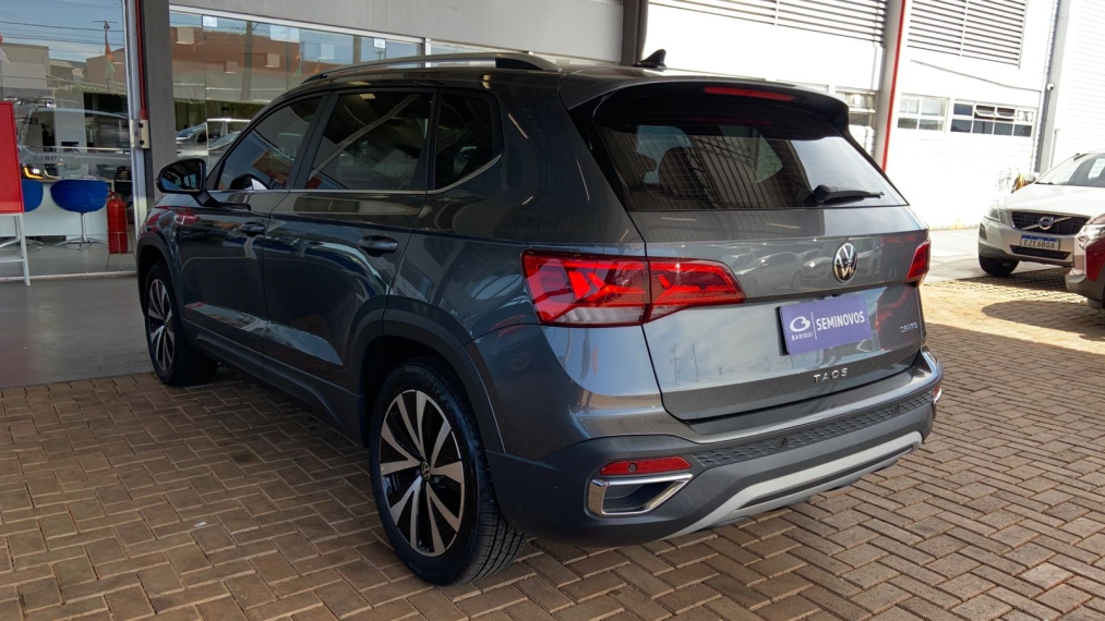 volkswagen taos 1.4 250 tsi total flex highline automatico 2.4 4p 202210