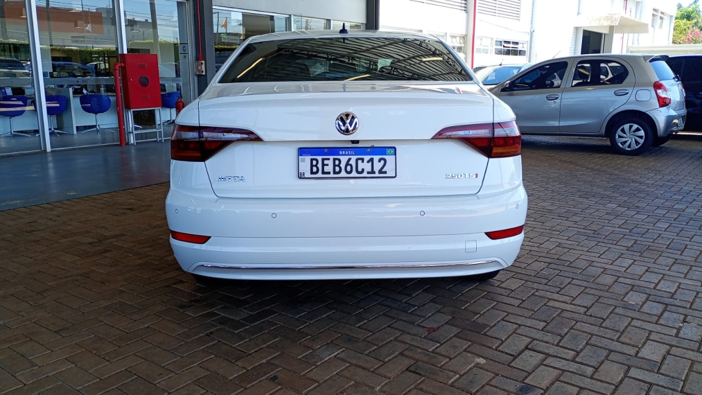 volkswagen jetta 1.4 250 tsi total flex tiptronic 4p automatico 201917