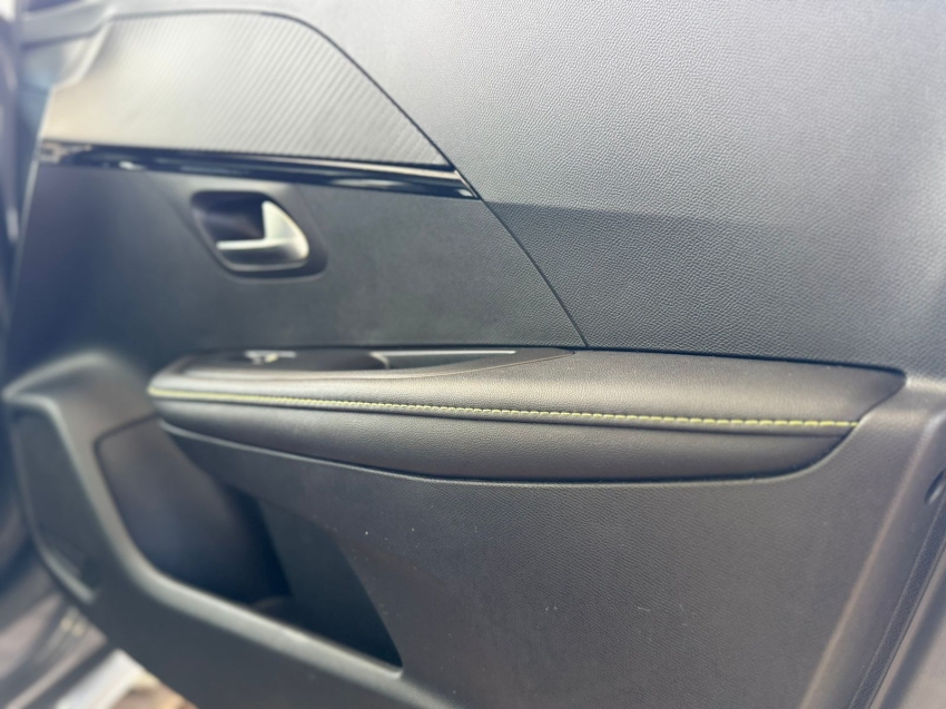 peugeot 208 1.0 turbo 200 flex gt cvt 4p automatico 202524