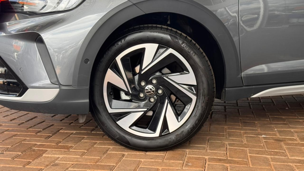 volkswagen nivus 1.0 200 tsi total flex highline automatico 4p 202629