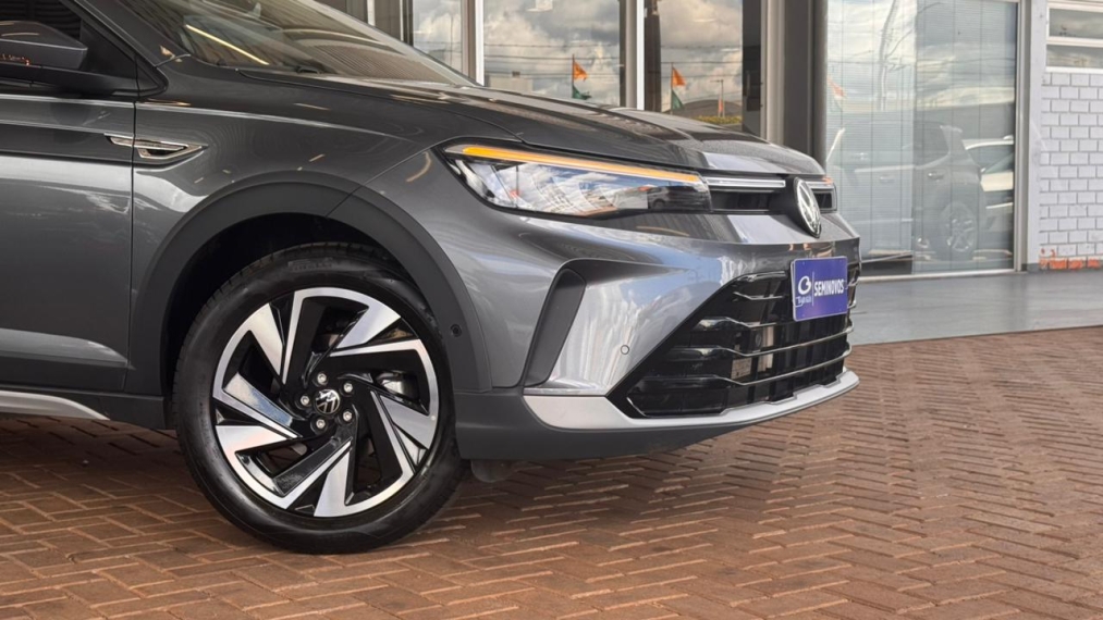 volkswagen nivus 1.0 200 tsi total flex highline automatico 4p 202622