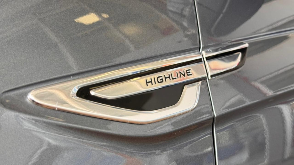 volkswagen nivus 1.0 200 tsi total flex highline automatico 4p 202628