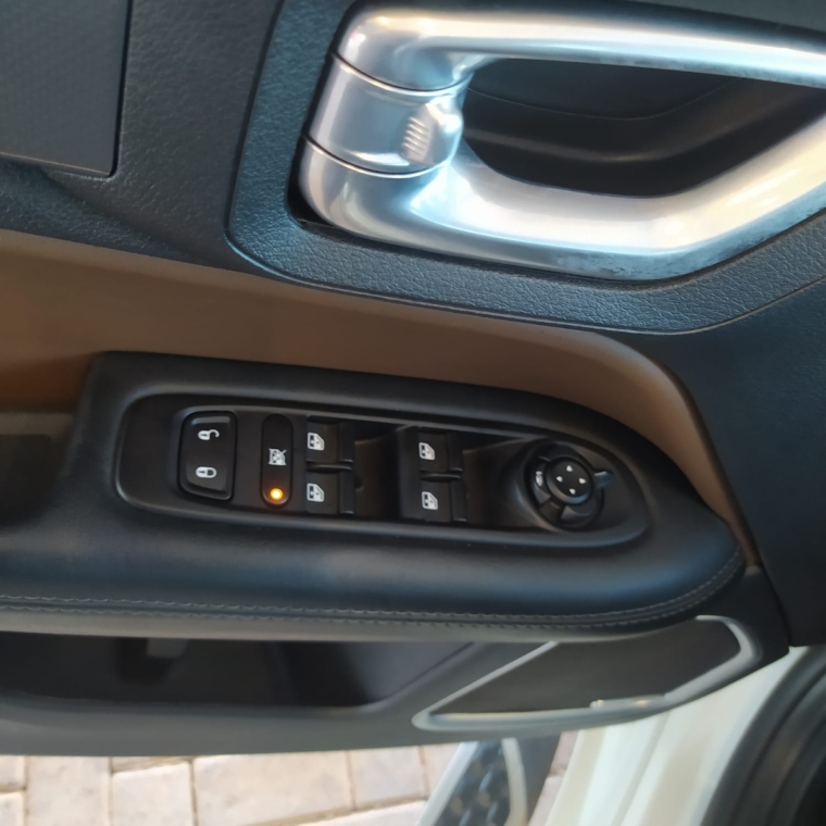 ram rampage 2.2 turbo diesel laramie 4x4 automatico 4p 202517