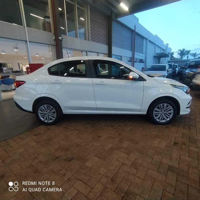 fiat cronos 1.3 firefly flex drive cvt 4p automatico 20255