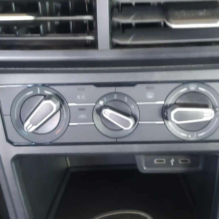 volkswagen polo 1.0 mpi track manual flex 4p 202411