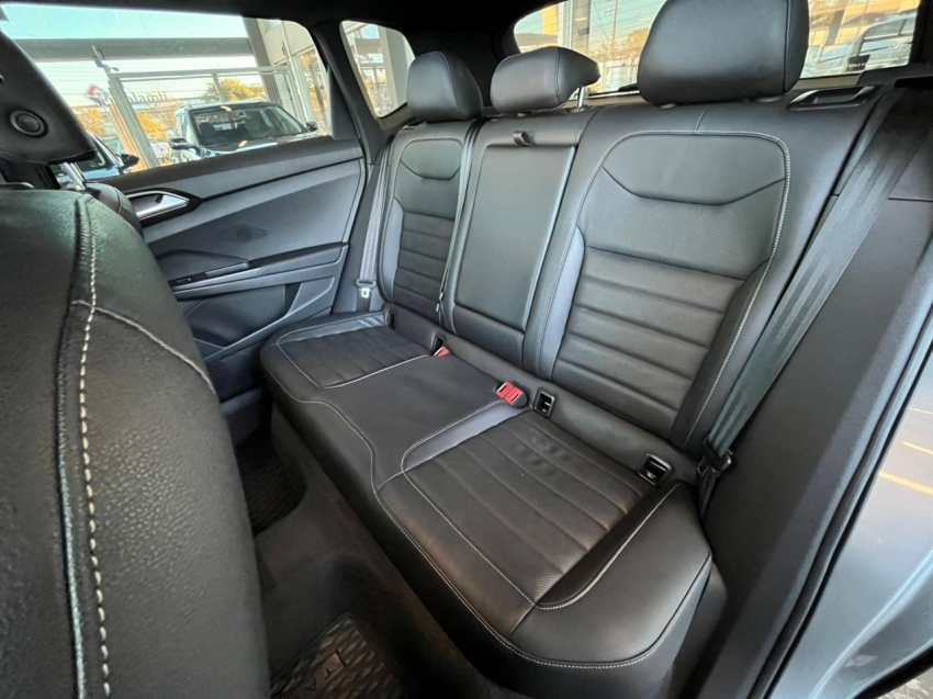 volkswagen taos 1.4 250 tsi total flex highline automatico 1.0 4p 202313