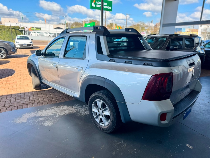 renault duster oroch 1.6 16v sce flex dynamique manual 2.0 4p automatico 201713