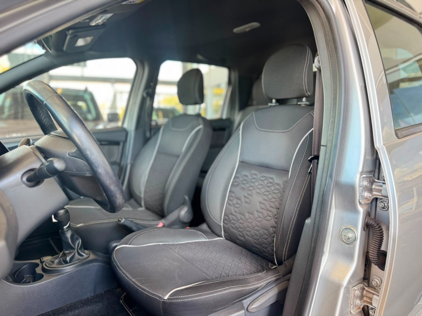 renault duster oroch 1.6 16v sce flex dynamique manual 2.0 4p automatico 20179
