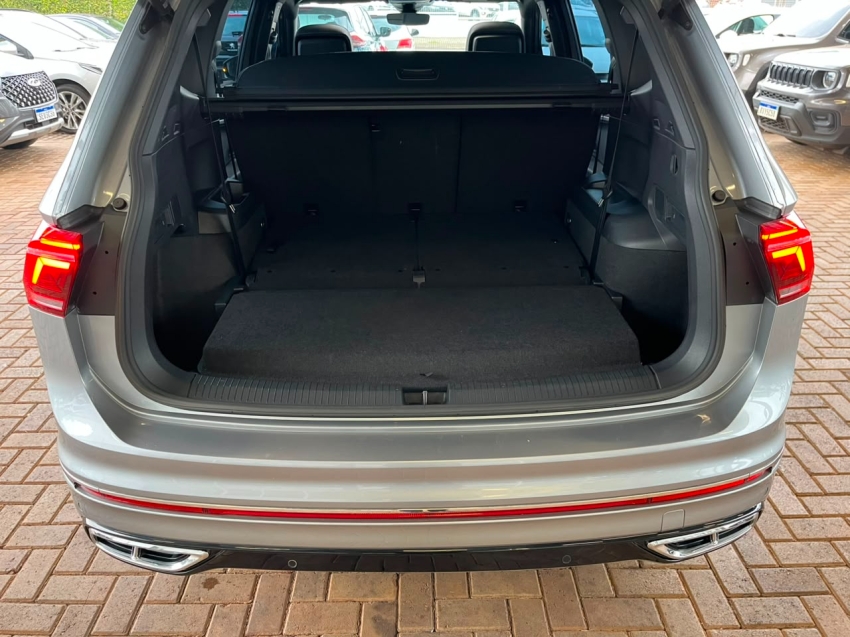 volkswagen tiguan 2.0 300 tsi gasolina allspace r-line automatico 4p 202431