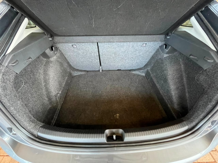 volkswagen nivus 1.0 200 tsi total flex comfortline automatico 4p 202421