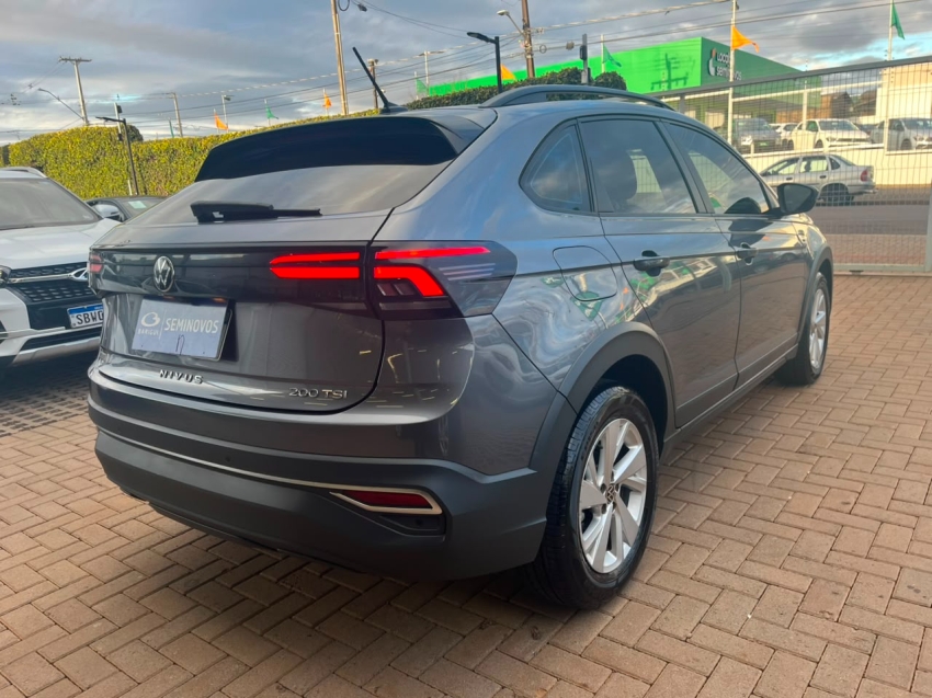 volkswagen nivus 1.0 200 tsi total flex comfortline automatico 4p 202436