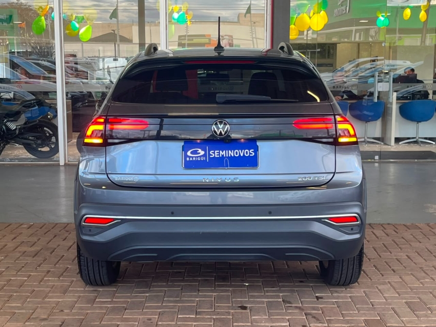 volkswagen nivus 1.0 200 tsi total flex comfortline automatico 4p 202423