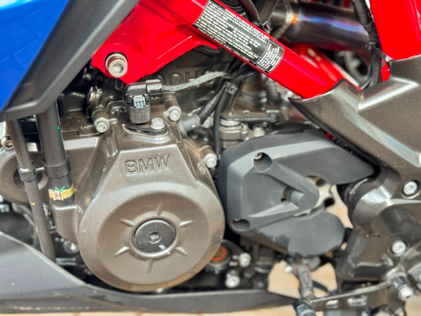 bmw g 310 r gasolina manual 202517