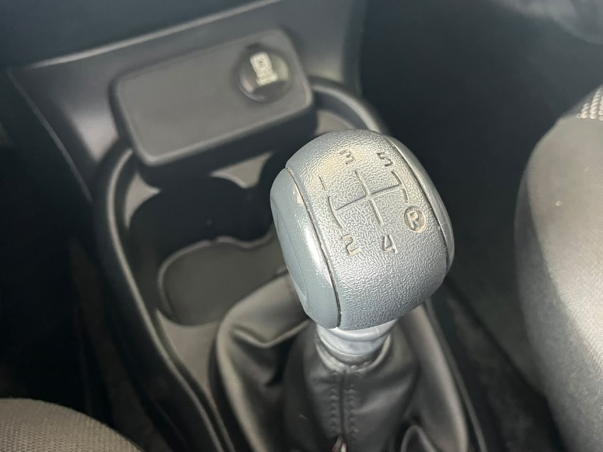fiat mobi 1.0 evo flex like. manual 4p 202312