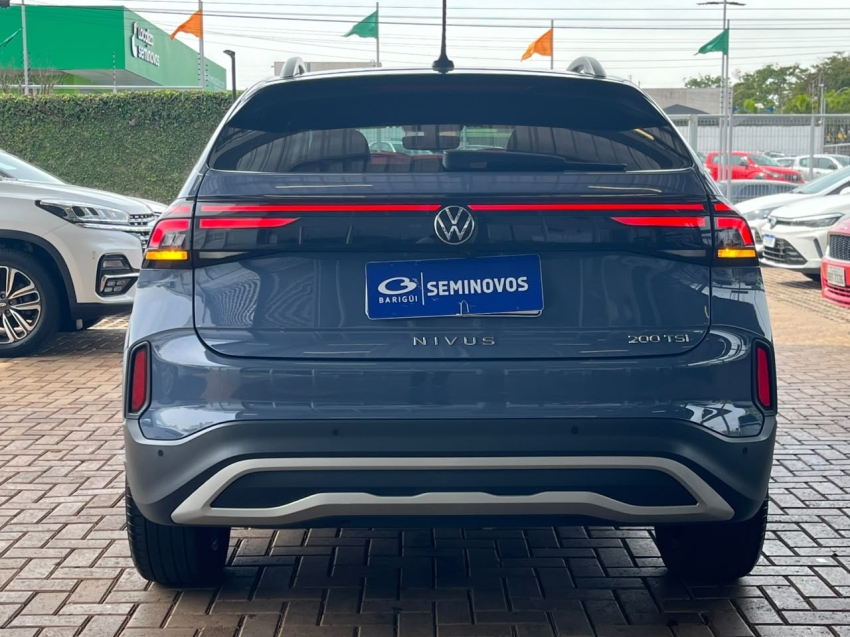 volkswagen nivus 1.0 200 tsi total flex highline automatico 4p 202519
