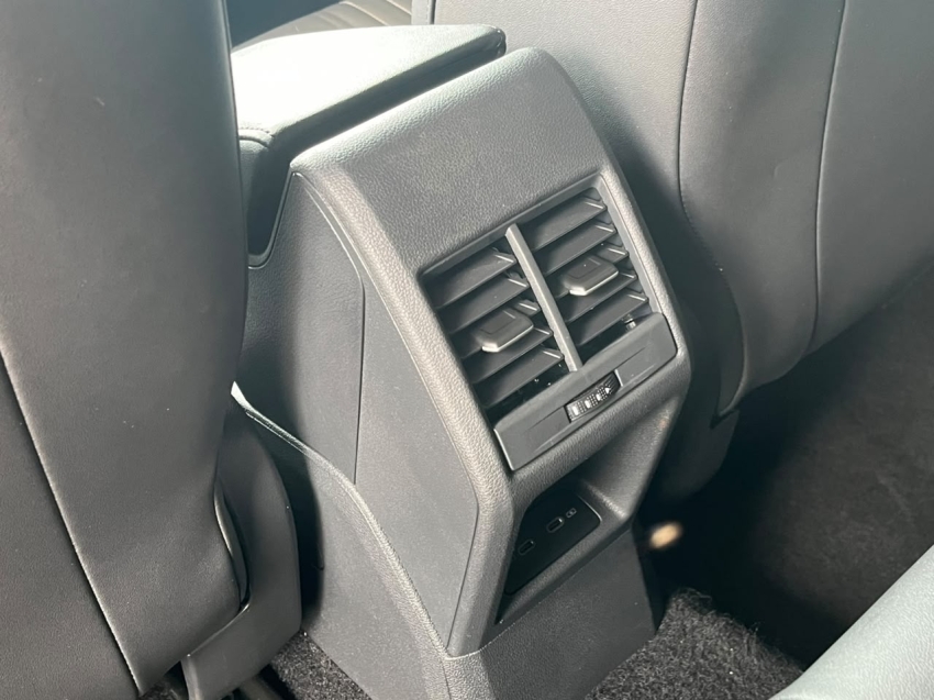 volkswagen nivus 1.0 200 tsi total flex highline automatico 4p 20253
