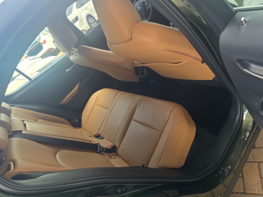 lexus ux 300h 2.0 vvt-i hybrid cvt 1.0 hibrido 4p automatico 202515