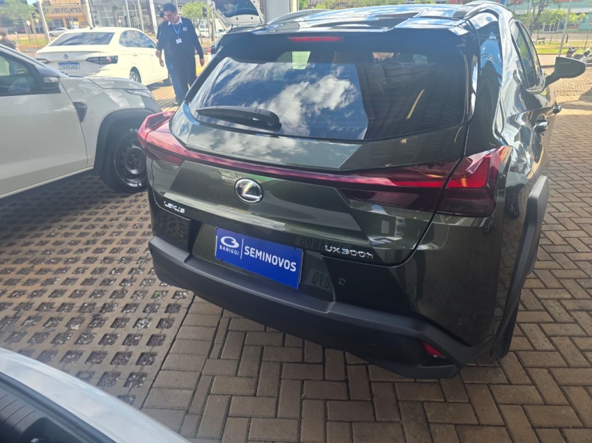 lexus ux 300h 2.0 vvt-i hybrid cvt 1.0 hibrido 4p automatico 202512