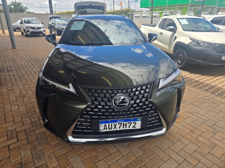 lexus ux 300h 2.0 vvt-i hybrid cvt 1.0 hibrido 4p automatico 20251