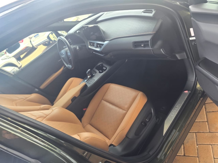 lexus ux 300h 2.0 vvt-i hybrid cvt 1.0 hibrido 4p automatico 202517