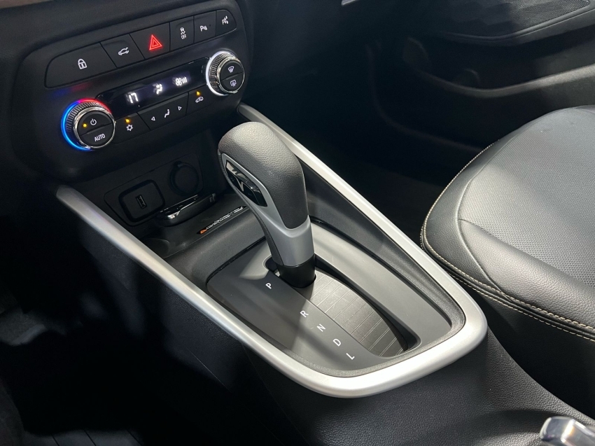 chevrolet onix 1.0 turbo flex premier automatico 2024