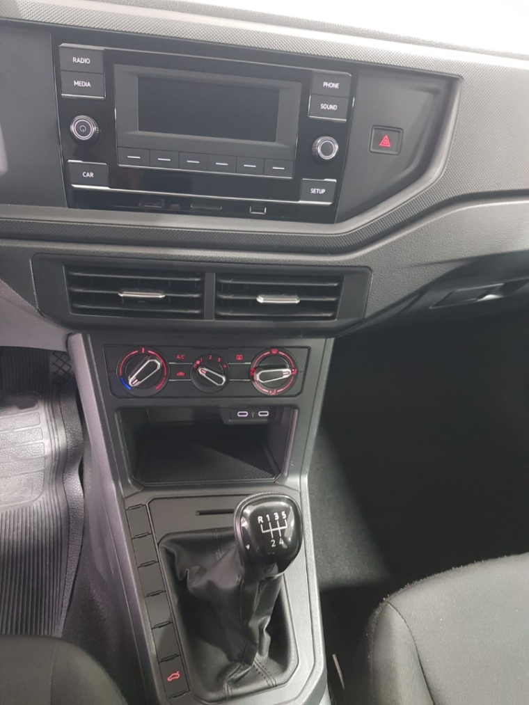 volkswagen polo 1.0 mpi track manual 2024