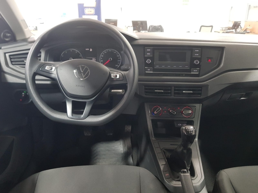 volkswagen polo 1.0 mpi track manual 2024