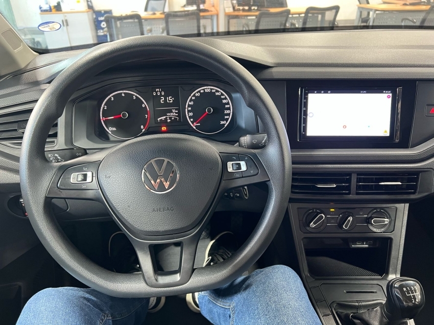 volkswagen polo 1.0 mpi track manual 2024