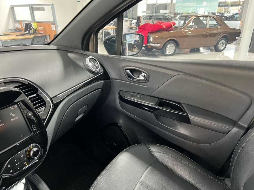 renault captur 1.3 tce flex iconic x-tronic 2022