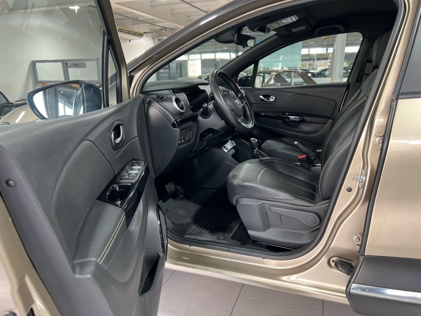 renault captur 1.3 tce flex iconic x-tronic 2022