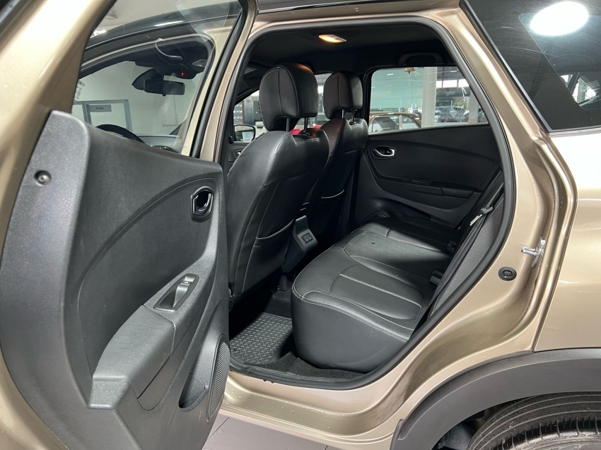 renault captur 1.3 tce flex iconic x-tronic 2022