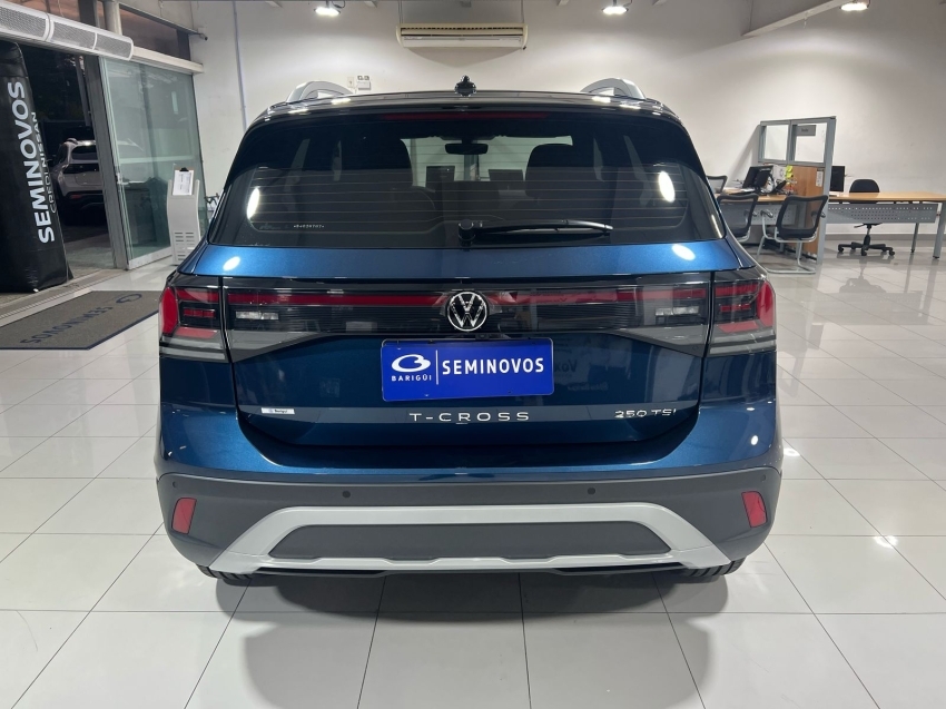 volkswagen t-cross 1.4 250 tsi total flex highline automatico 2025