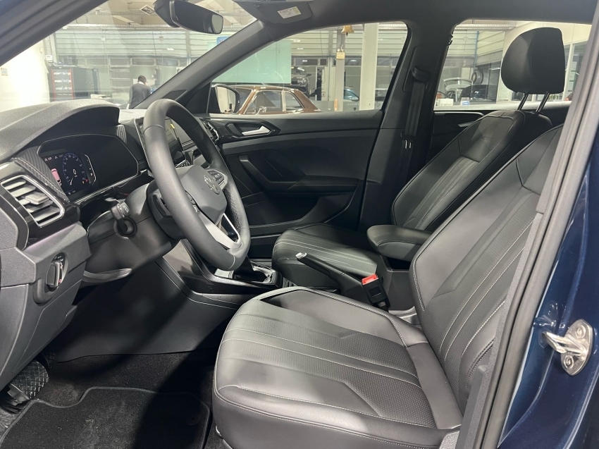 volkswagen t-cross 1.4 250 tsi total flex highline automatico 2025