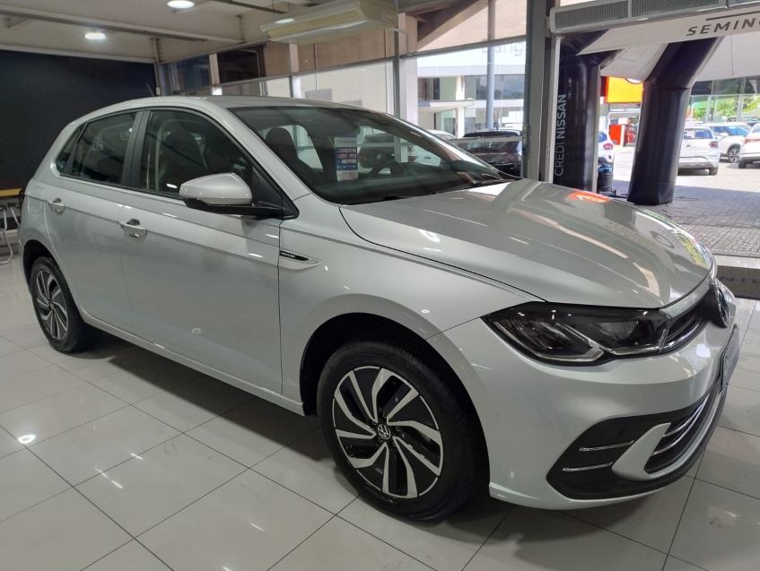 volkswagen polo 1.0 170 tsi highline automatico 2025
