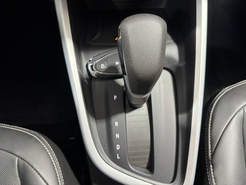 chevrolet onix 1.0 turbo flex premier automatico 4p 2025