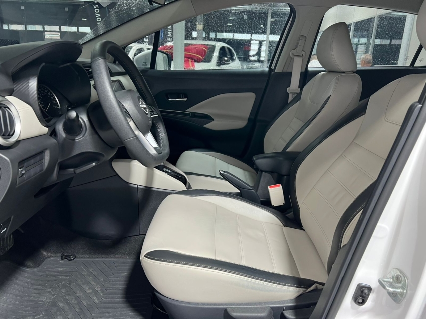 nissan versa 1.6 16v flex exclusive xtronic 1.5 4p automatico 2025