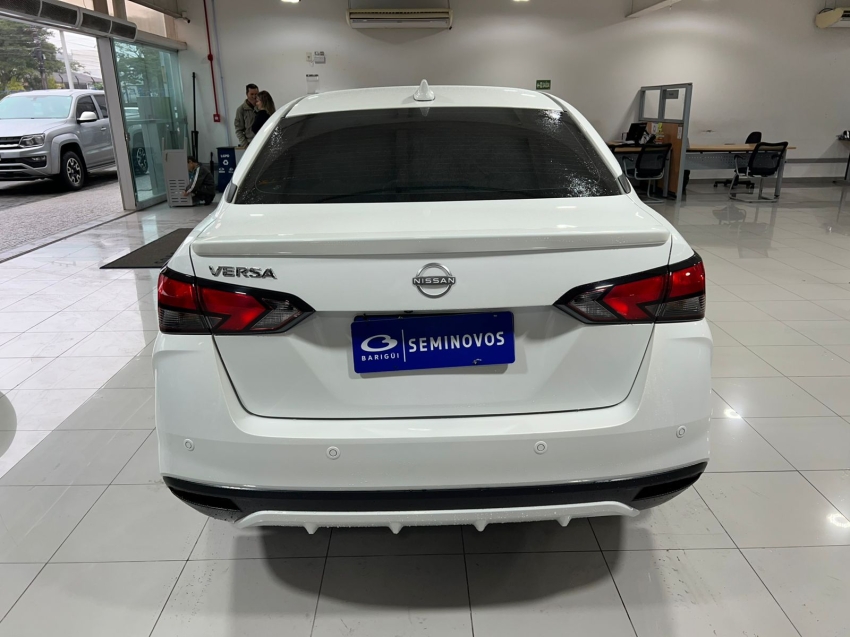 nissan versa 1.6 16v flex exclusive xtronic 1.5 4p automatico 2025