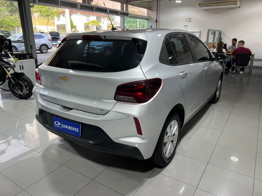chevrolet onix 1.0 flex lt manual 9.8 4p 2022